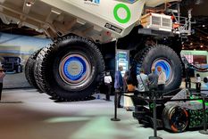 Los camiones gigantes, que ahora son con autocomando y eléctricos. Foto: Flavia Seva