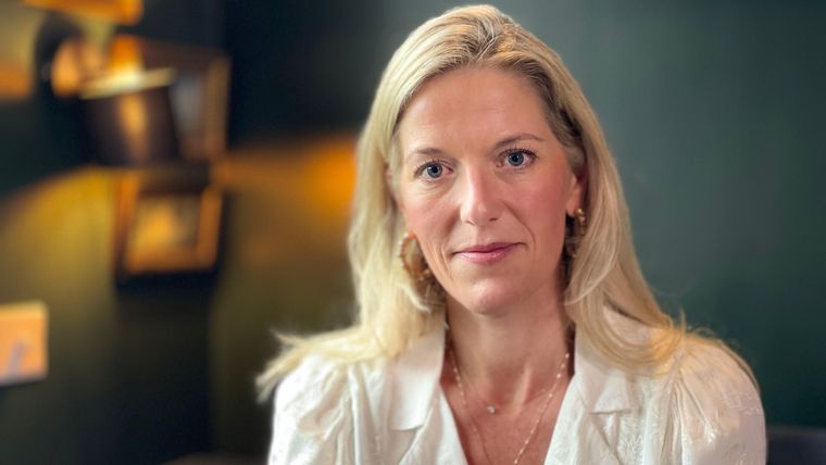 Fiona Rugg afirma que enfrentarse a la verdad de los "horribles" actos de su padre le ha ayudado a sanar.