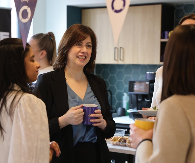 Lucy Powell, la funcionaria de Reino Unido que sufrió el hackeo. Foto: X @LucyMPowell