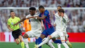 Barcelona y Real Madrid definen la Supercopa de España. Barcelona y Real Madrid definen la Supercopa de España.