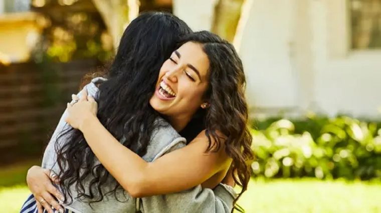 Las personas con síndrome de Williams pueden considerar a un extraño su mejor amigo en instantes. Foto: GETTY IMAGES