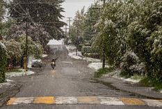 El extraño fenómeno para esta época del año se dio durante la mañana Foto: Télam