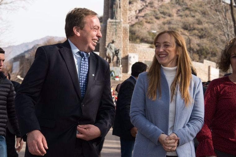 Martín Aveiro Martín Aveiro junto a Anabel Fernández Sagasti.