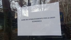 Un establecimiento comercial del centro mendocino cerró debido a la crisis económica.