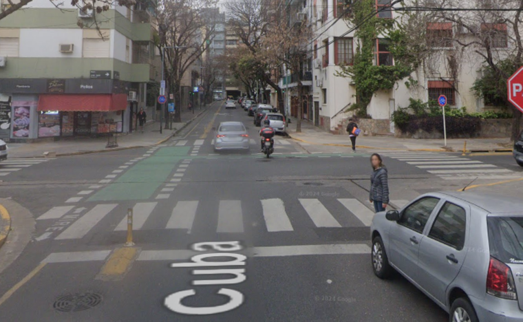 El tiroteo entre el expolicía y los motochorros se dio a pocos metros de una comisaría.