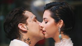 Los detalles del vestido nupcial elegido por Ángela Aguilar Foto: Instagram