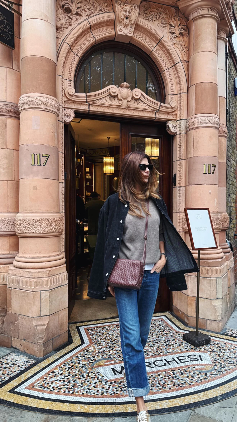 Así combinó básicos europeos con piezas de su propia marca. Así combinó básicos europeos con piezas de su propia marca.