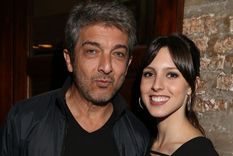 En pareja Clara está de novia hace muchos años