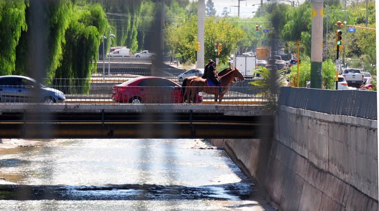El Canal Cacique Guaymallén (imagen ilustrativa). Foto: ALF PONCE MERCADO / MDZ