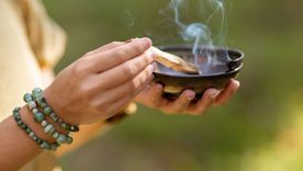 El ritual para atraer la abundancia a casa.  El ritual para atraer la abundancia a casa.