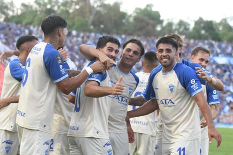 godoy cruz se quedo con el duelo mendocino y se impuso 1-0 sobre deportivo maipu godoy cruz se quedo con el duelo mendocino y se impuso 1-0 sobre deportivo maipu