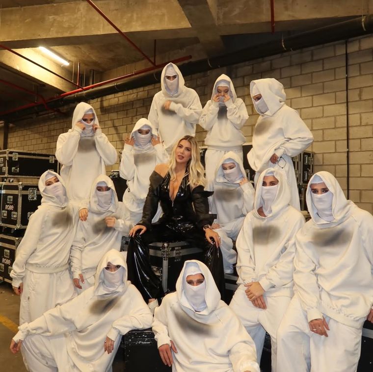 El influencer reveló las exigencias de la modelo para ser parte de su show. El influencer reveló las exigencias de la modelo para ser parte de su show.