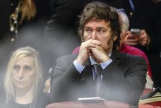 Los Milei, Javier y Karina quedaron en el centro de las miradas de los inversores tras las elecciones legislativas de la provincia de Buenos Aires.