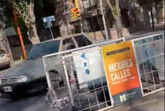 quejas de los vecinos: el pozo que lleva casi un mes y que nadie arregla en un importante cruce de ciudad quejas de los vecinos: el pozo que lleva casi un mes y que nadie arregla en un importante cruce de ciudad