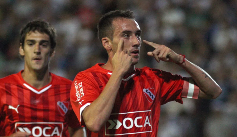 El futbolista tendrá su tercer ciclo en el Rojo de Avellaneda.