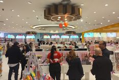 fenomeno miniso: abrio su segundo local y desato la locura junto a estrellas del k-pop