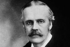 Arthur Balfour, canciller de Reino Unido en 1917, firmó el documento. Foto: BRIDGEMAN VIA GETTY IMAGES