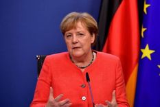 merkel insto a detener la violencia contra las mujeres