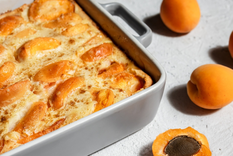 Saborea la dulzura del verano con clafoutis de albaricoque casero Foto: Shutterstock
