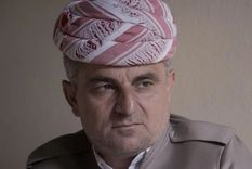 Durante generaciones, Sherwen Sergeli y su familia se han ganado la vida con las tierras de su aldea, pero eso ahora está amenazado. Foto: BBC