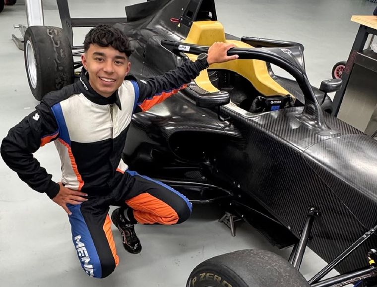 El piloto Lautaro Campione debutó en Europa y busca apoyo para volver a competir en la F4 Italiana.