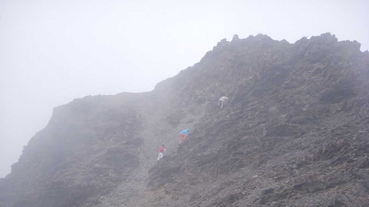 Intensa búsqueda en alta montaña: un andinista se perdió en la zona del Cristo Redentor