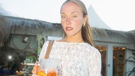 Mirá el polémico look de Sofía Solá. Mirá el polémico look de Sofía Solá.