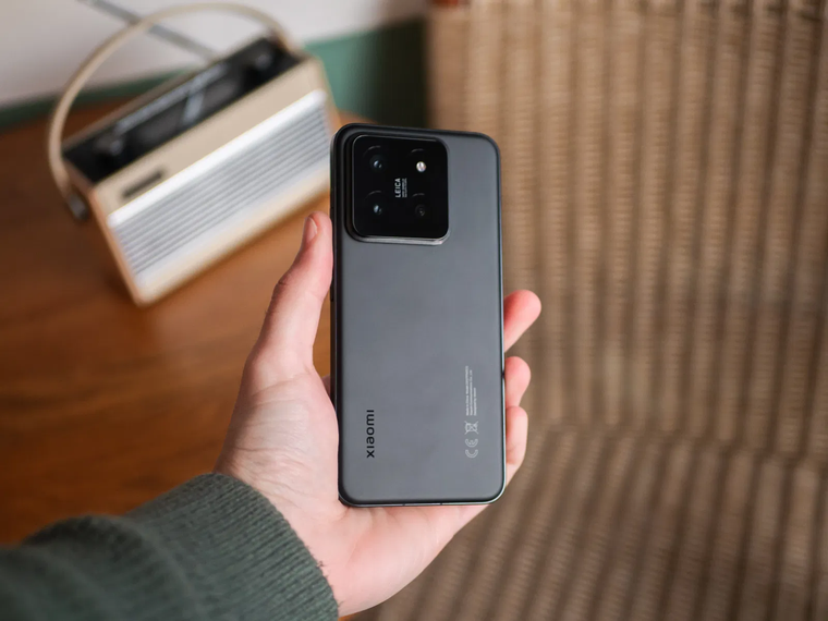 El Xiaomi 14 combina potencia y una cámara profesional ideal para contenido educativo. El Xiaomi 14 combina potencia y una cámara profesional ideal para contenido educativo.