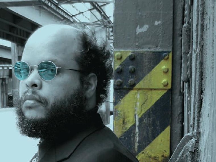 Ed Mota habla desde Río de Janeiro de su nuevo disco y confiesa su admiración por Spinetta.