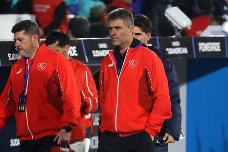 Julio Vaccari tiene otro dolor de cabeza con la lesión de un titular de Independiente. Julio Vaccari tiene otro dolor de cabeza con la lesión de un titular de Independiente.