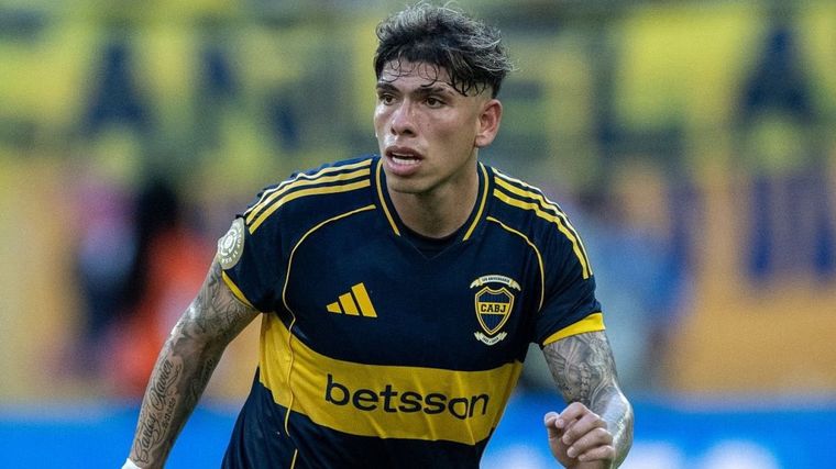 Carlos Palacios sintió una molestia muscular y está descartado para jugar con Defensa y Justicia. Foto: @Tato_Aguilera