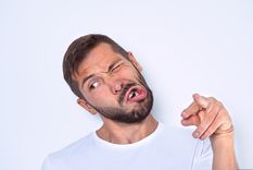 para tener en cuenta: por que aparecen los tics nerviosos y como erradicarlos