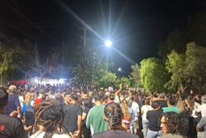 Vecinos reclamaron por la situación del comerciante detenido. Vecinos reclamaron por la situación del comerciante detenido.