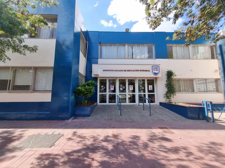 Se dictarán clases presenciales con normalidad en los horarios habituales
