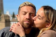 La emocionante historia de amor del Papu Gómez y Lynda Raff, su esposa Papu Gómez y Lynda Raff Foto: Instagram La emocionante historia de amor del Papu Gómez y Lynda Raff, su esposa Papu Gómez y Lynda Raff Foto: Instagram