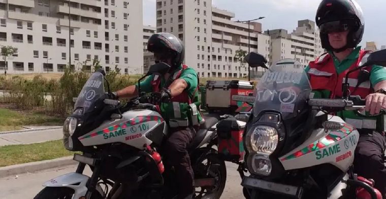 Las motos del SAME trasladaron tejido cardíaco para un menor. Foto: Foto: Gentileza De la Bahía