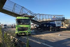 Así quedaron los camiones tras el accidente en Panamericana.