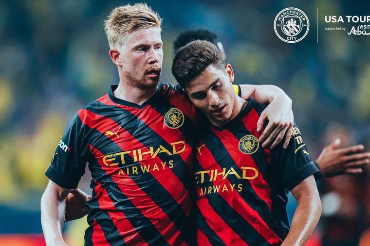 De Bruyne, referente del City de Guardiola, se deshizo en elogios para Julián Álvarez.