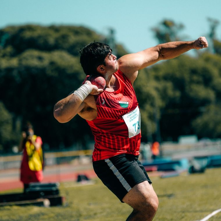El argentino de 23 años fue campeón olímpico juvenil. Foto: Atletismo Argentino