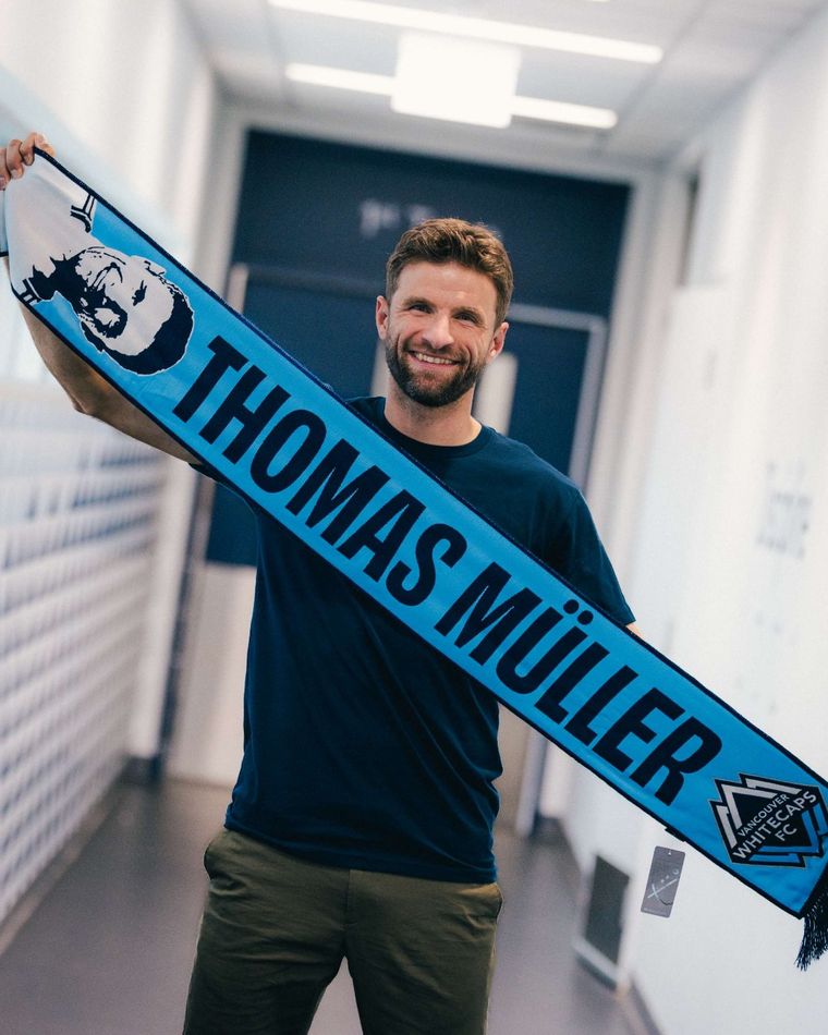 Müller es el futbolista que más dolores de cabeza le produjo a Messi a lo largo de su carrera. Müller es el futbolista que más dolores de cabeza le produjo a Messi a lo largo de su carrera.