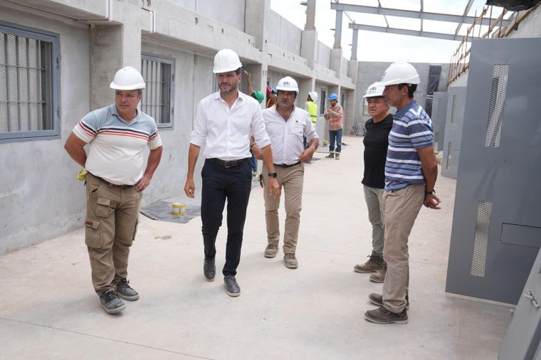 Pullaro, de recorrida en la nueva cárcel