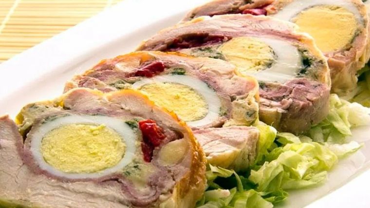 Admira esta comida completa ¡una verdadera delicia!