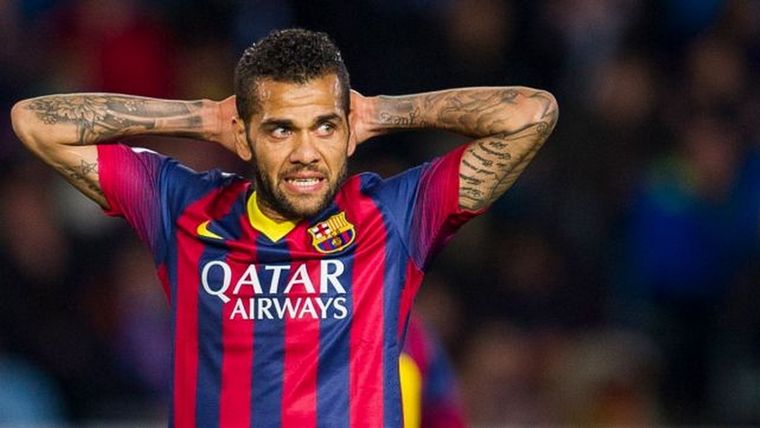 Dani Alves y la decisión con una leyenda de su club. Foto: fcbarcelonanoticias.com