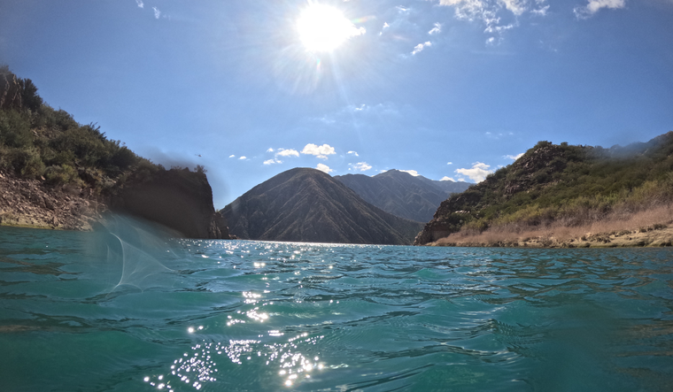 El dique Potrerillos un lugar muy buscado por los buceadores.