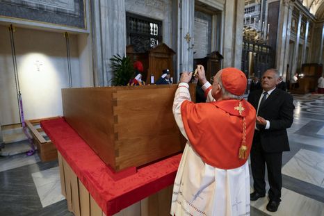 Entierro del papa Francisco en la basílica de Santa María la Mayor Foto: EFE