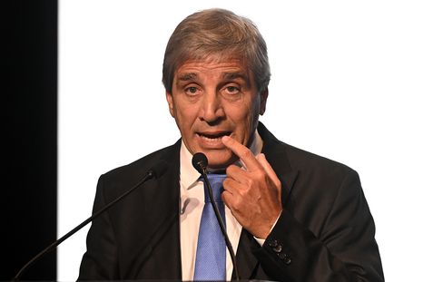 Luis Caputo habló del caso Adorni y de inflación Luis Caputo habló del caso Adorni y de inflación