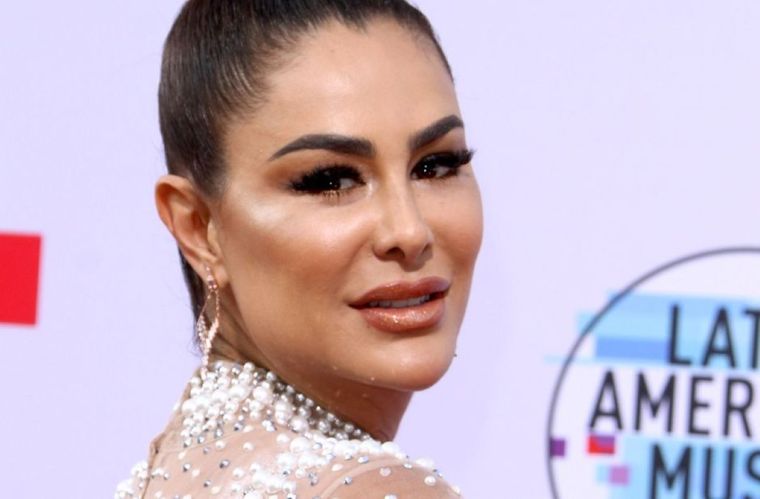 Ninel Conde ha recibido duras críticas por parte de los usuarios de redes sociales que aseguran que su rostros y cuerpo son el resultado de cirugías estéticas.
