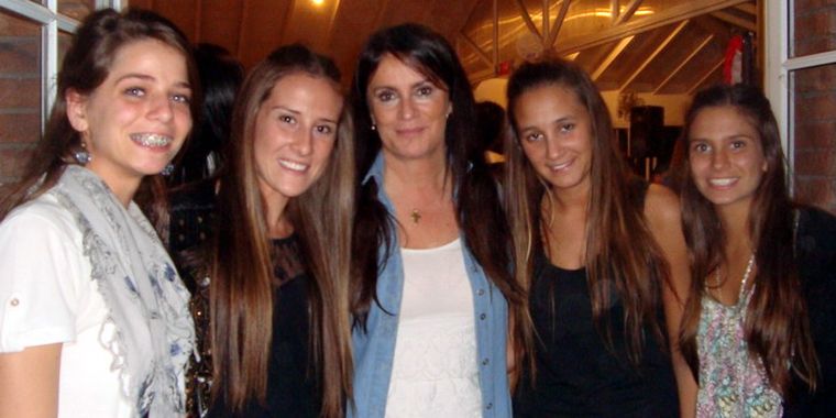 Lelu Argumedo, María Boulin, la directora general Marisa Favier, Mercedes Correas y Jose La Fata. Foto: Gentileza