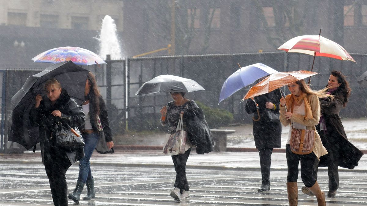 A qué hora se viene con todo la tormenta de Santa Rosa en Buenos Aires