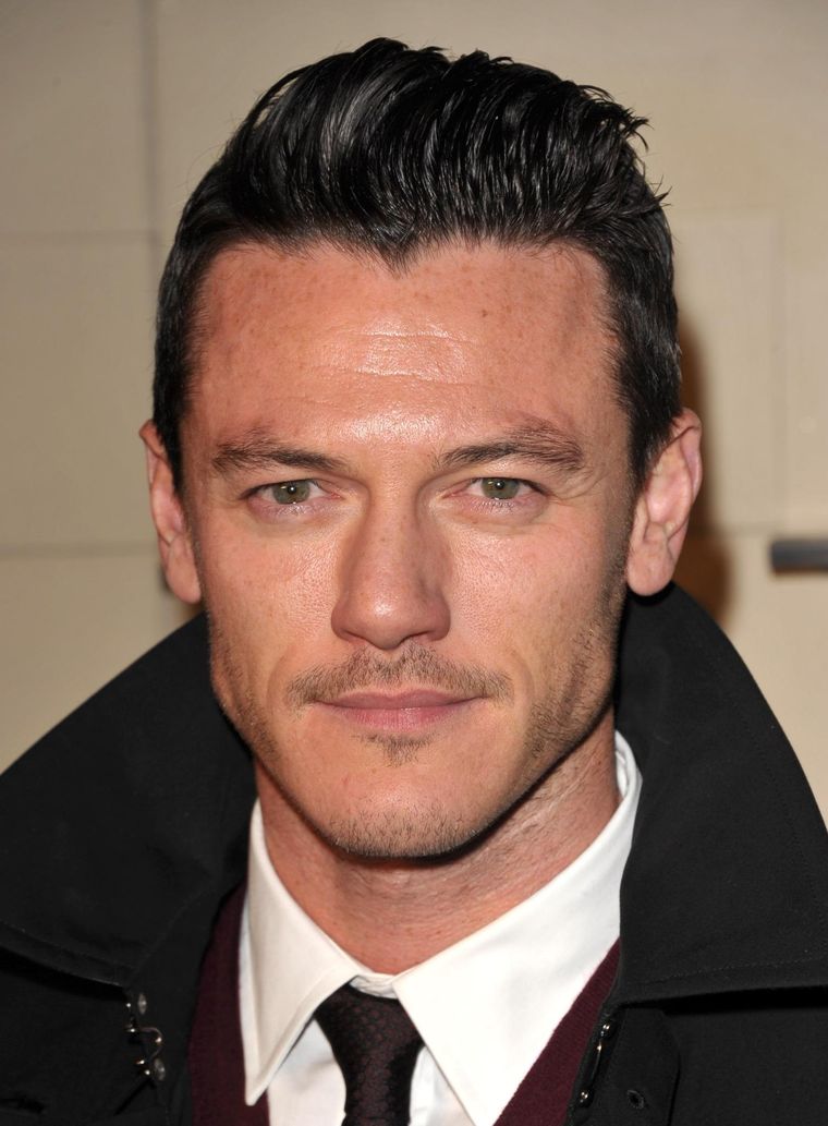 Foto: https://biografias.estamosrodando.com/luke-evans/